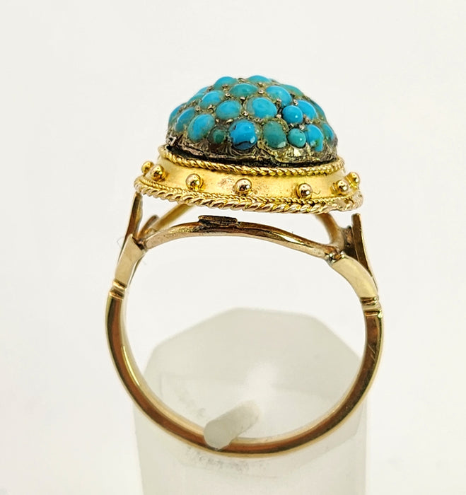 6154: Vintage: 18ct Gold Turquoises Domed Cluster Cocktail&nbsp; Ring- lovely symmetry