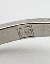 Cargar imagen en el visor de la galería, 1237: Vintage: 18ct White Gold Marquise- Cut Citrine Diamonds Ring- From 1980
