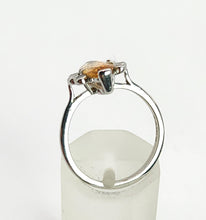 Cargar imagen en el visor de la galería, 1237: Vintage: 18ct White Gold Marquise- Cut Citrine Diamonds Ring- From 1980
