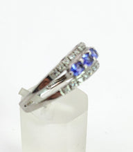 Cargar imagen en el visor de la galería, 1352: Vintage: 18ct Gold Vivid Tanzanites 26 Diamonds Dress Ring- exquisite, crisp, sparkling
