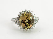 Cargar imagen en el visor de la galería, 1457: Vintage: 18ct White Gold Golden Citrine 26 Diamonds Dress Ring- lovely
