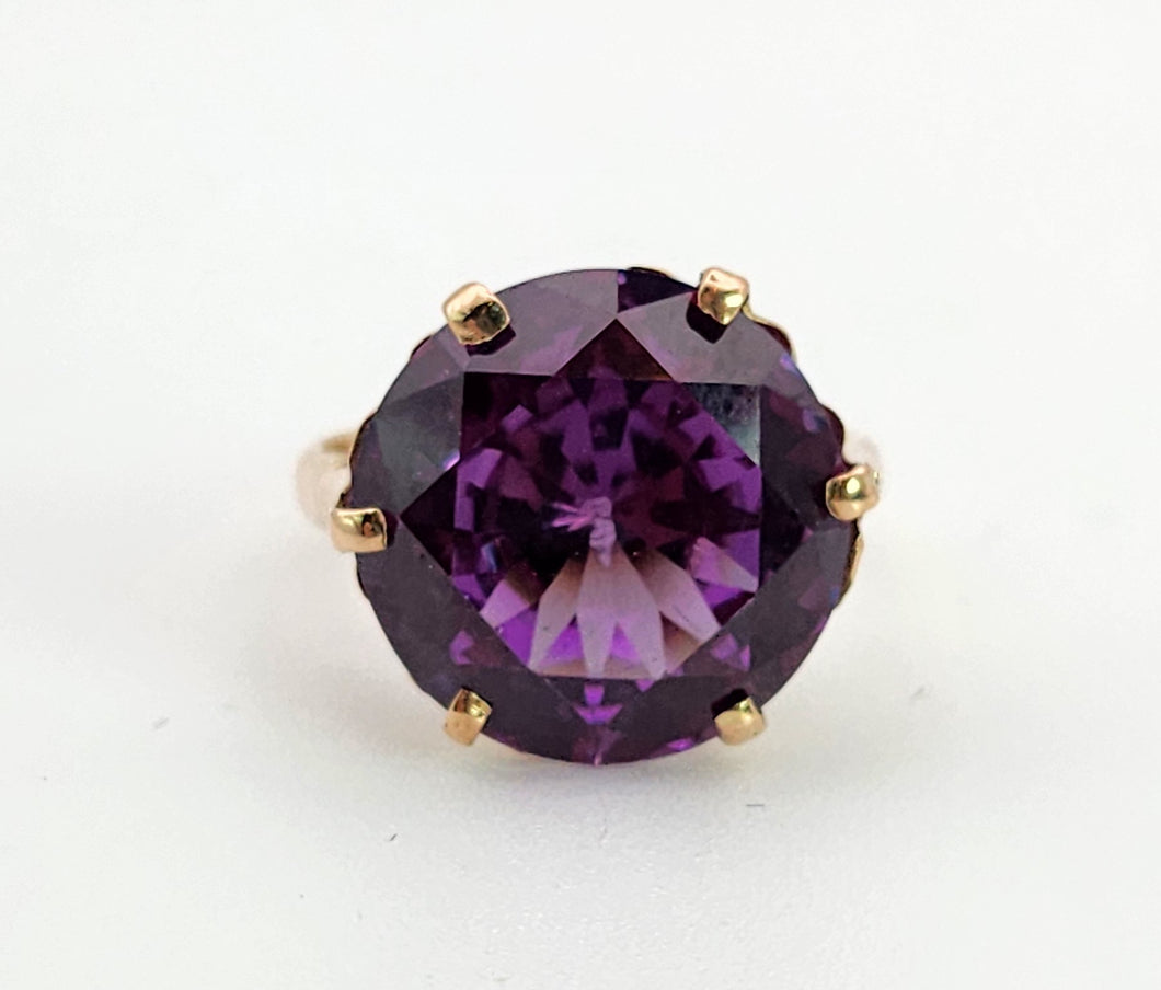 1530: Vintage: 14ct Gold Egyptian Round Cut Alexandrite Dress Ring- a rare find