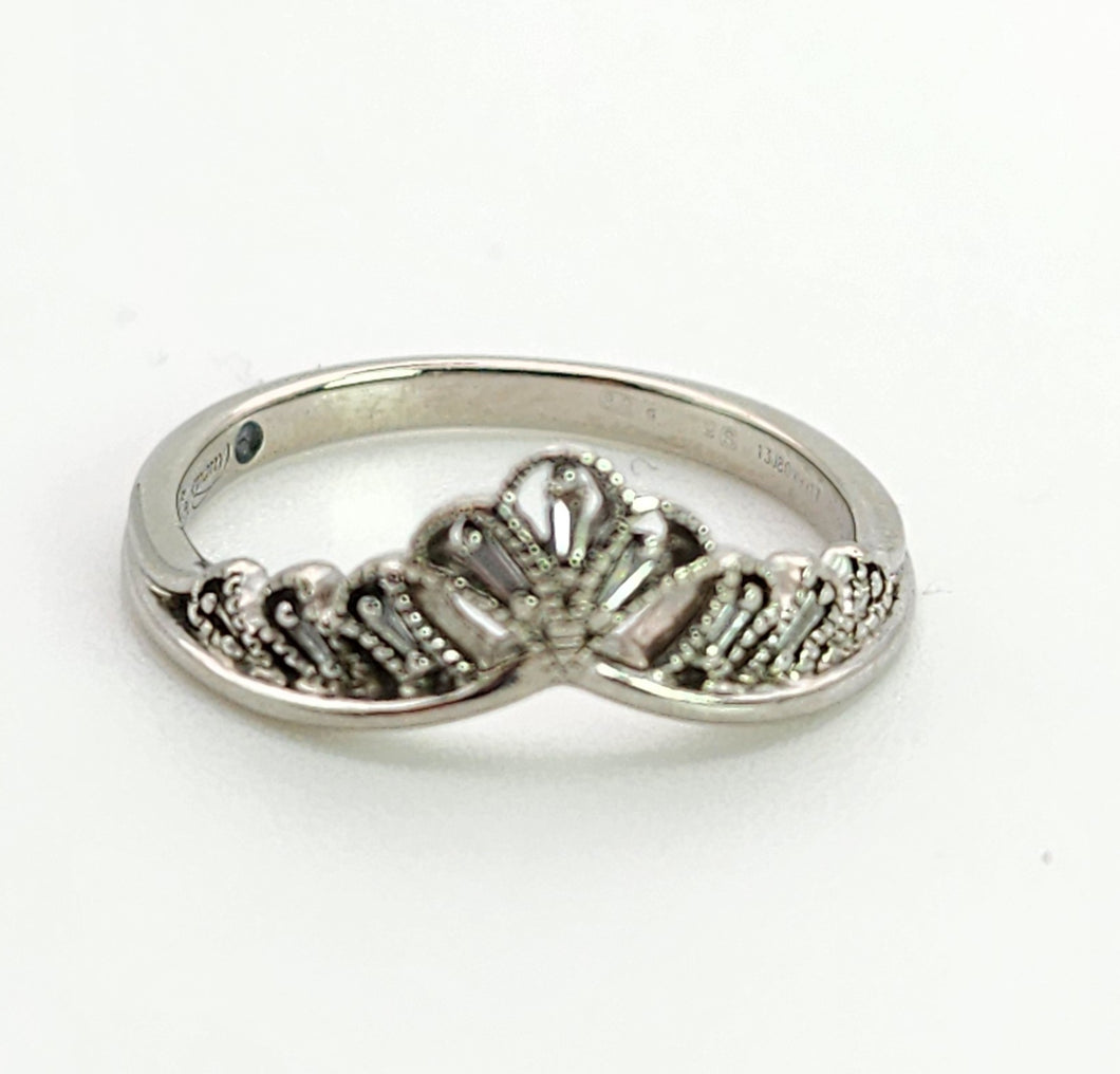1153: Vintage: Rare Palladium Mixed-Cut Diamonds Stacker Ring- natural, sparkling beauty