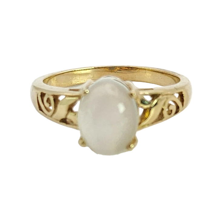 Vintage: 9ct Yellow Gold Moonstone Solitaire Ring