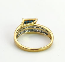 Load image into Gallery viewer, 1604: Vintage: 9ct Gold Blue &amp; White Diamonds Ring
