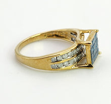 Load image into Gallery viewer, 1604: Vintage: 9ct Gold Blue &amp; White Diamonds Ring
