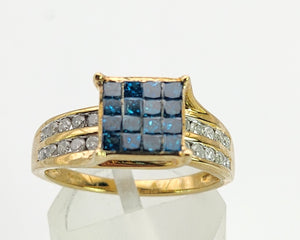 1604: Vintage: 9ct Gold Blue & White Diamonds Ring