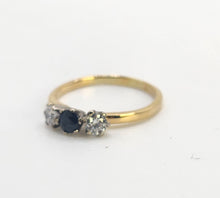 Load image into Gallery viewer, 0269: Vintage; 18ct Gold Blue Sapphire Diamonds 3-Stone Straight Ring- very fine example
