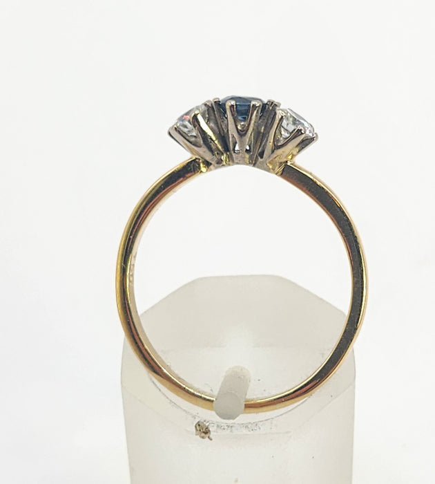 Vintage: 18ct Gold Blue Sapphire & Diamond Three-Stone Ring