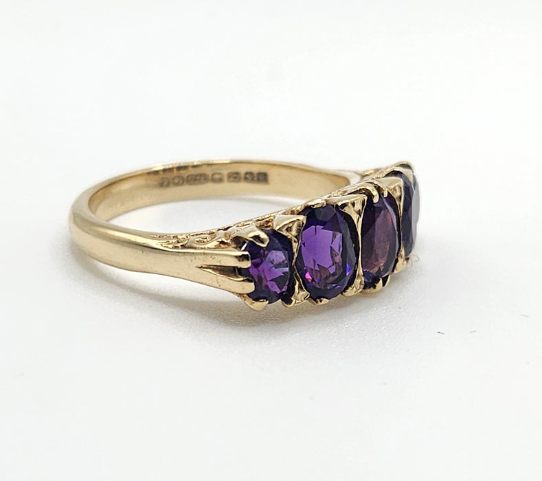 Vintage: 9ct Yellow Gold Five Amethyst Graduated Dress Ring — From 1979