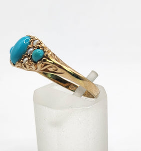 1589: Vintage- 1970's 9ct Gold Turquoise Seed Pearls Dress Ring- From 1976