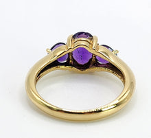 Load image into Gallery viewer, 1205: Vintage: 18ct Gold Purple Amethysts Trilogy Ring- Lush
