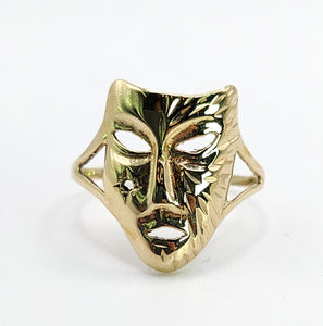 1336: Vintage: 9ct Gold "Theatrical Mask" Ring- a fun conversation piece.