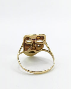 1336: Vintage: 9ct Gold "Theatrical Mask" Ring- a fun conversation piece.