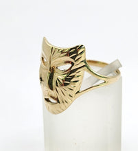 Load image into Gallery viewer, 1336: Vintage: 9ct Gold &quot;Theatrical Mask&quot; Ring- a fun conversation piece.
