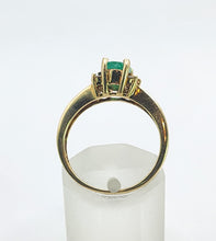 Load image into Gallery viewer, 1609: Vintage: 14ct Gold Emerald Diamonds Ring- petite, sparkling and cute
