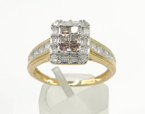 1612: Vintage: 9ct Yellow Gold Champagne & White Diamonds Geometric Set Ring- 28 natural, sparkling diamonds