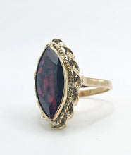 Load image into Gallery viewer, 4932: Antique- Victorian 18ct Gold Large Marquise Garnet (5.3ct) Ring- Something special
