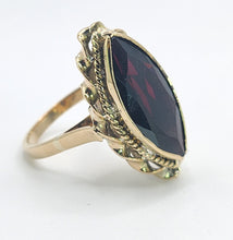 Load image into Gallery viewer, 4932: Antique- Victorian 18ct Gold Large Marquise Garnet (5.3ct) Ring- Something special
