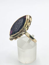 Load image into Gallery viewer, 4932: Antique- Victorian 18ct Gold Large Marquise Garnet (5.3ct) Ring- Something special
