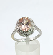 Cargar imagen en el visor de la galería, 1733: Vintage: 14ct Gold Pink Morganite 70 Diamonds Cocktail Ring- simply gorgeous
