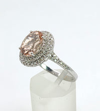 Cargar imagen en el visor de la galería, 1733: Vintage: 14ct Gold Pink Morganite 70 Diamonds Cocktail Ring- simply gorgeous
