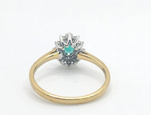 Load image into Gallery viewer, 1680: Vintage; 18ct Gold Emerald Diamonds Daisy Flowerhead Ring- delightful
