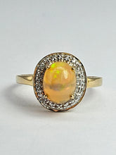 Load image into Gallery viewer, 1743: Vintage: 9ct Gold Fire Opal White Sapphires Cluster Ring- fantastic colours
