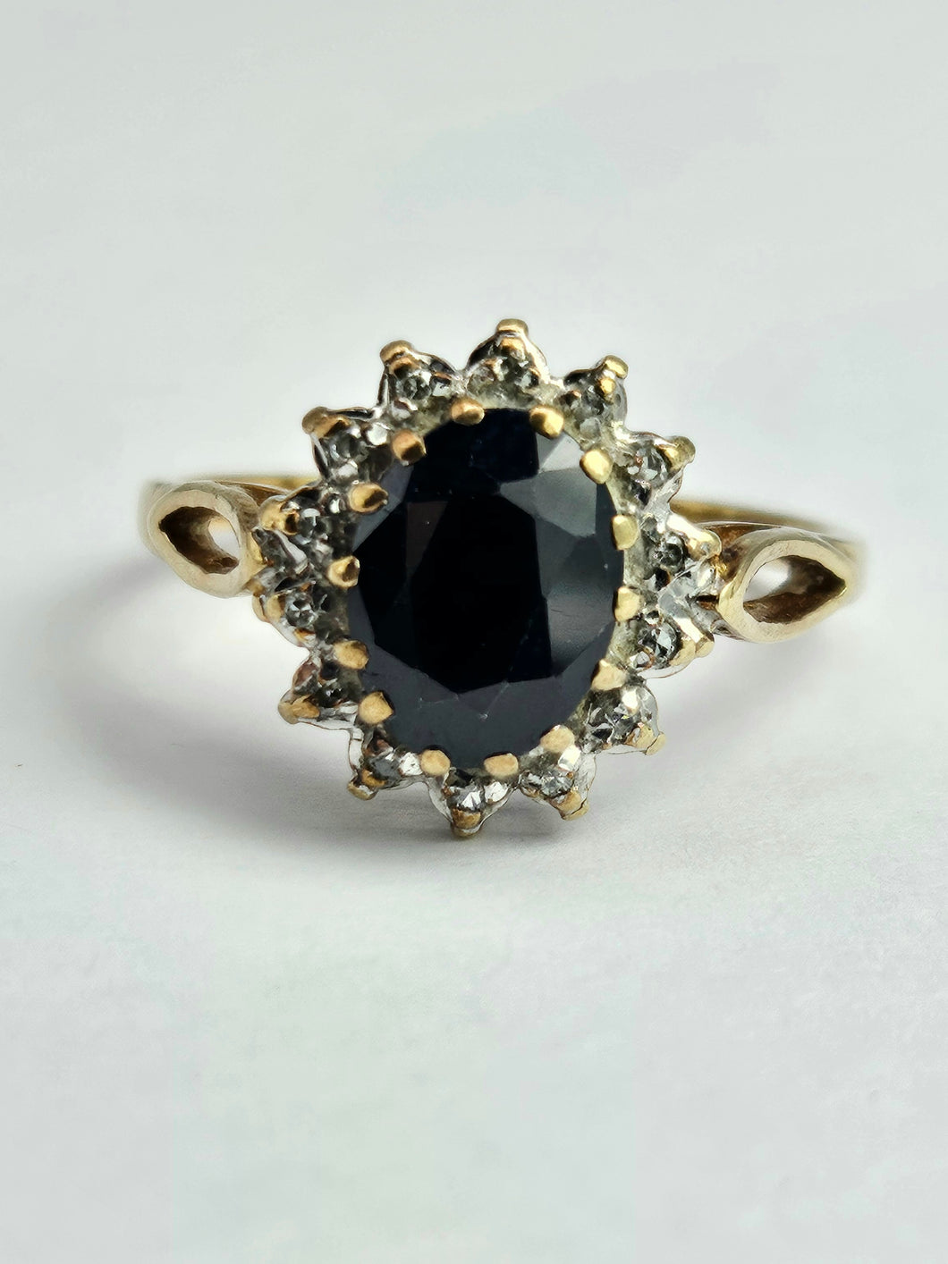 1744: Vintage: 9ct Gold Blue Sapphire 14 Diamonds Diana Cluster Ring- From 1982