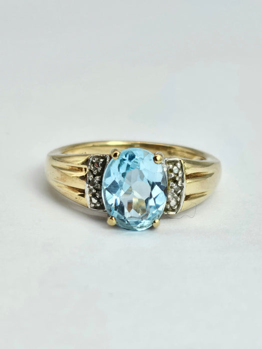 Vintage: 9ct Yellow Gold Swiss Blue Topaz & Diamond Cocktail Ring