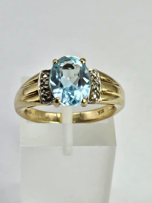 Vintage: 9ct Yellow Gold Swiss Blue Topaz & Diamond Cocktail Ring
