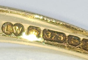1377: Vintage: 9ct Gold Blue Sapphires Diamonds Flowerhead Ring- From 1975