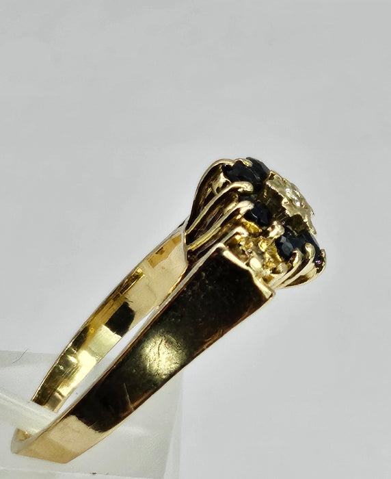 Vintage: 9ct Gold Blue Sapphire & Diamond Flowerhead Ring — From 1975