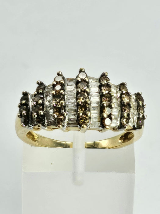 1503 Vintage: 9ct Yellow Gold Champagne & White Diamond Ring