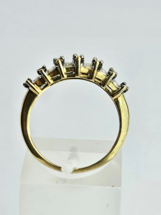 1503 Vintage: 9ct Yellow Gold Champagne & White Diamond Ring