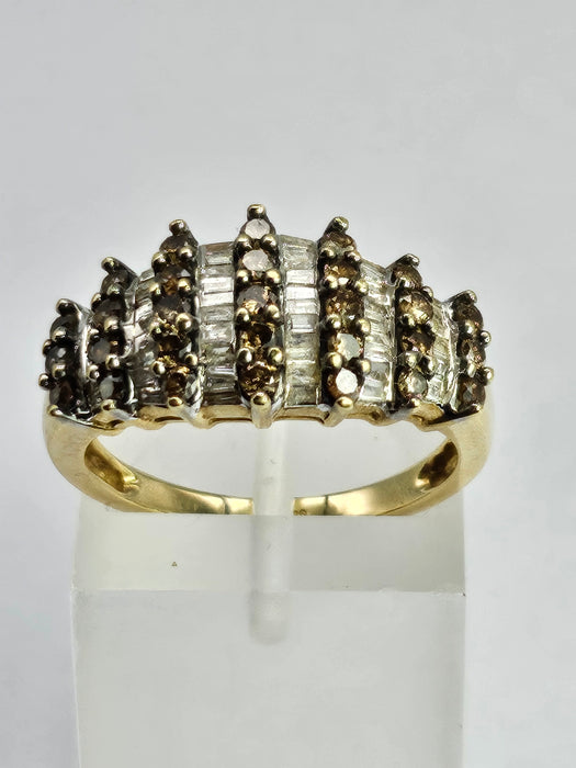 1503 Vintage: 9ct Yellow Gold Champagne & White Diamond Ring