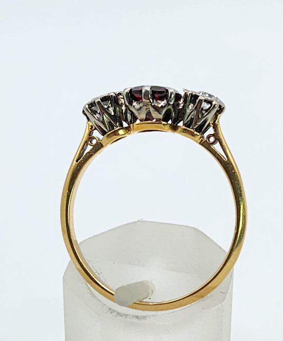 6360 Vintage: 18ct Gold Almandine Garnet Diamonds 3-Stone Straight Ring