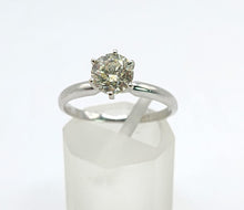 Cargar imagen en el visor de la galería, 1702: Vintage: 14ct White Gold Brilliant Cut Diamond Solitaire; sparkling natural diamond
