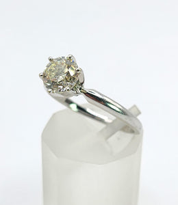 1702: Vintage: 14ct White Gold Brilliant Cut Diamond Solitaire; sparkling natural diamond