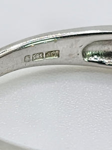 1704:   Modern: 14ct White Gold Brilliant & Round Full Cut Diamonds Trilogy- 0.81ct of natural, sparkling diamonds