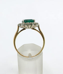 1722: Vintage: 18ct Gold Emerald & Diamonds Square Set Cocktail Ring- exceptional