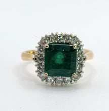 Load image into Gallery viewer, 1722: Vintage: 18ct Gold Emerald &amp; Diamonds Square Set Cocktail Ring- exceptional
