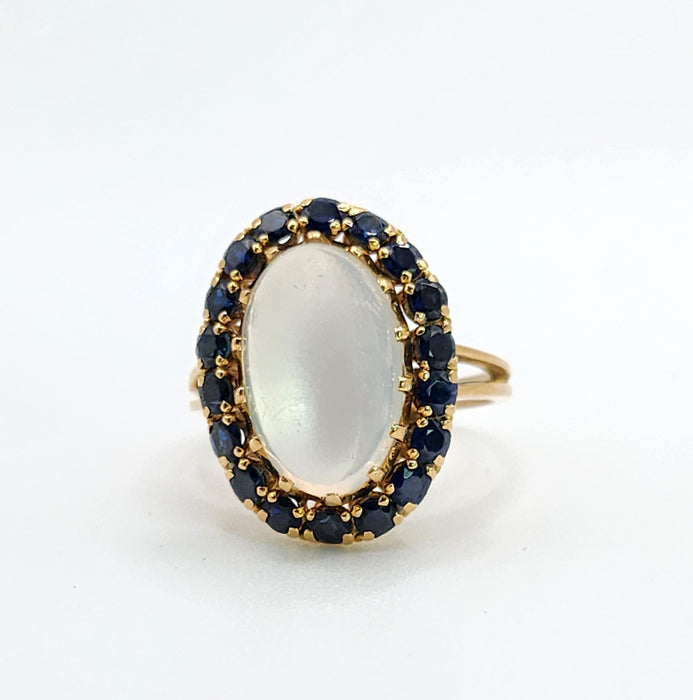 Vintage: 18ct Yellow Gold Moonstone & Blue Sapphire Cocktail Ring