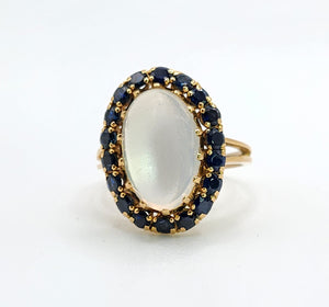 1725: Vintage:18ct Gold Large Moonstone (7ct) 18 Blue Sapphires Cocktail Ring- sensational