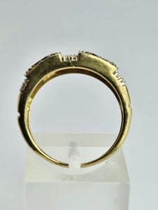 1736: Vintage: 9ct Gold Black & White Diamonds Greek Key Ring- 72 natural sparkling diamonds