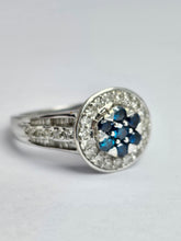 Cargar imagen en el visor de la galería, 1738: Vintage: 9ct White Gold Cornflower Blue Sapphires Diamonds Encrusted Dress Ring
