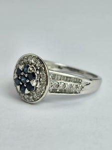 1738: Vintage: 9ct White Gold Cornflower Blue Sapphires Diamonds Encrusted Dress Ring