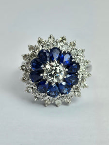 1801: Vintage: 18ct Gold Blue Sapphires Diamonds Target Ring- a fabulous creation