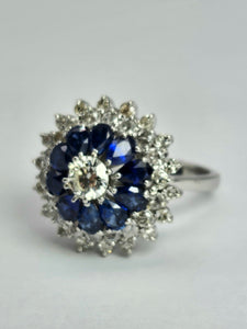1801: Vintage: 18ct Gold Blue Sapphires Diamonds Target Ring- a fabulous creation