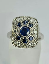Cargar imagen en el visor de la galería, 1804: Vintage: 18ct White Gold Blue Sapphires Diamonds Panel Ring- Stylish Art Deco
